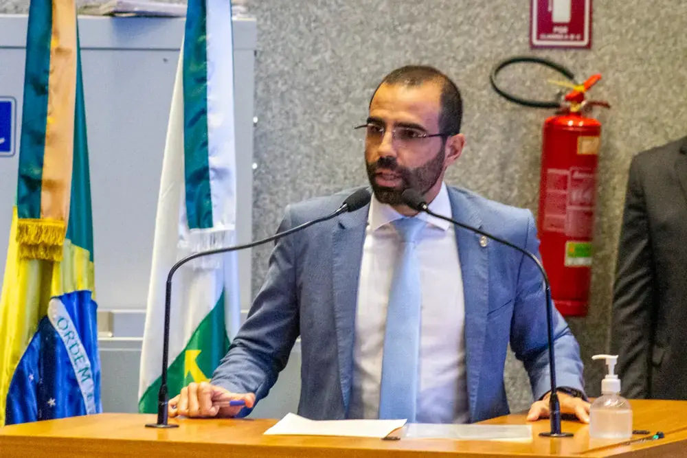 Manzoni lança candidatura a deputado federal com Bia Kicis e Michelle