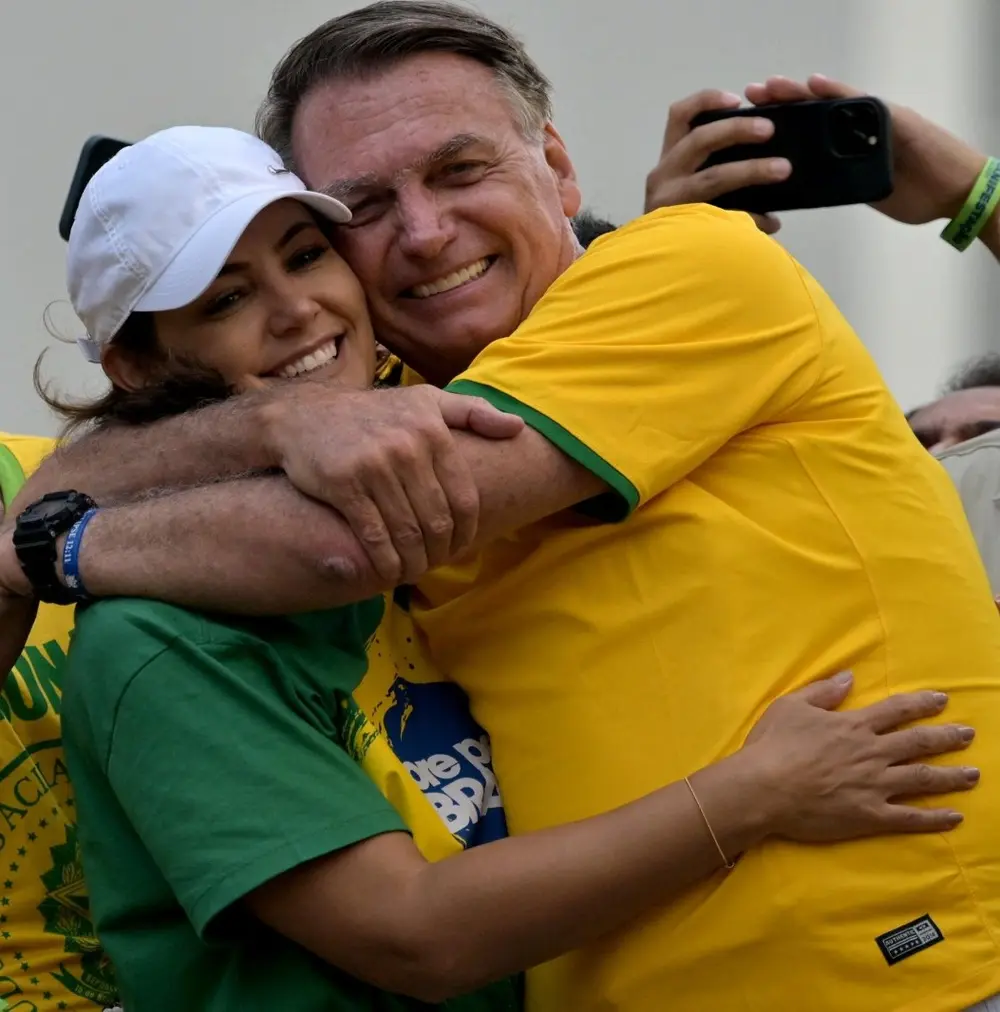 Michelle Bolsonaro: Não sei se terei quem cuide de mim assim