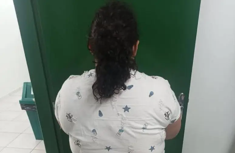 Mulher de 37 anos presa por se passar por adolescente em SC