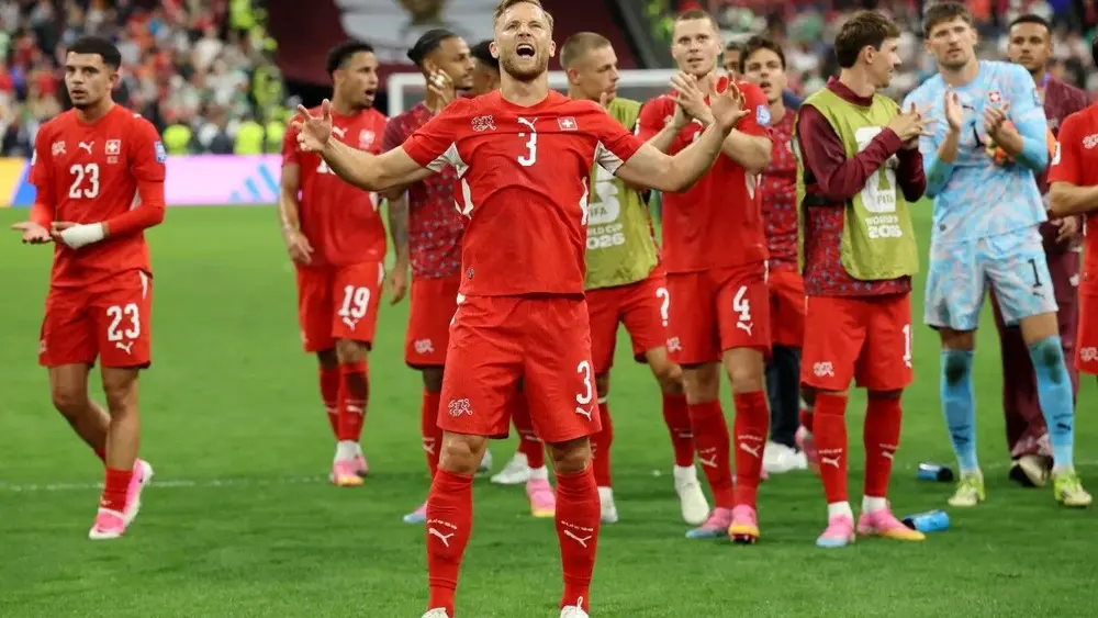 Suíça vence Argélia e avança às oitavas da Copa 2026